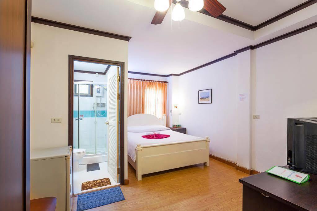 MHC-Guesthouse Bangkok Extérieur photo