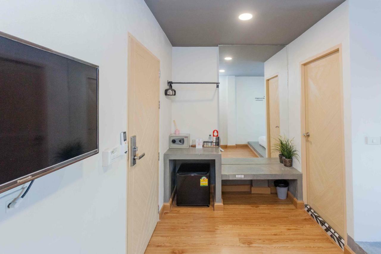 MHC-Guesthouse Bangkok Extérieur photo