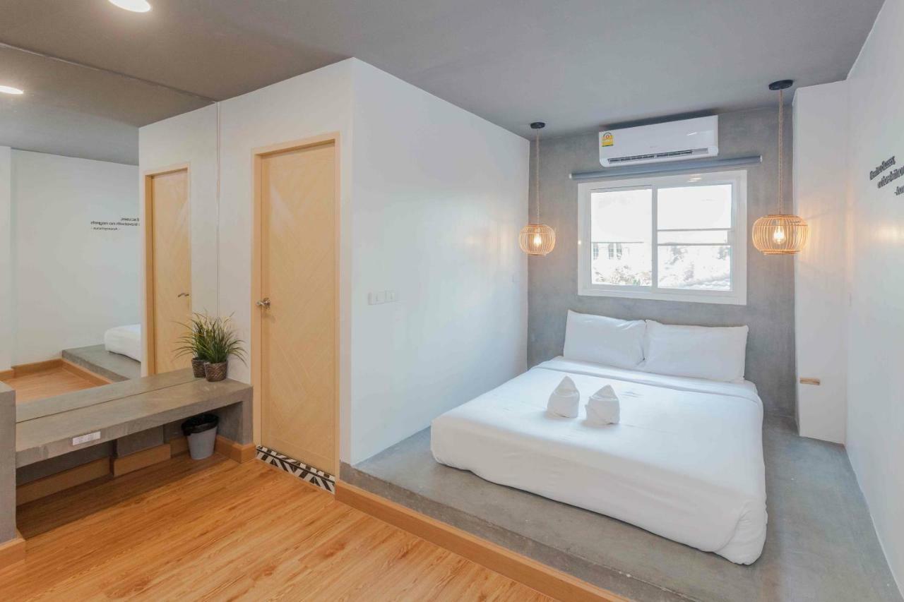 MHC-Guesthouse Bangkok Extérieur photo
