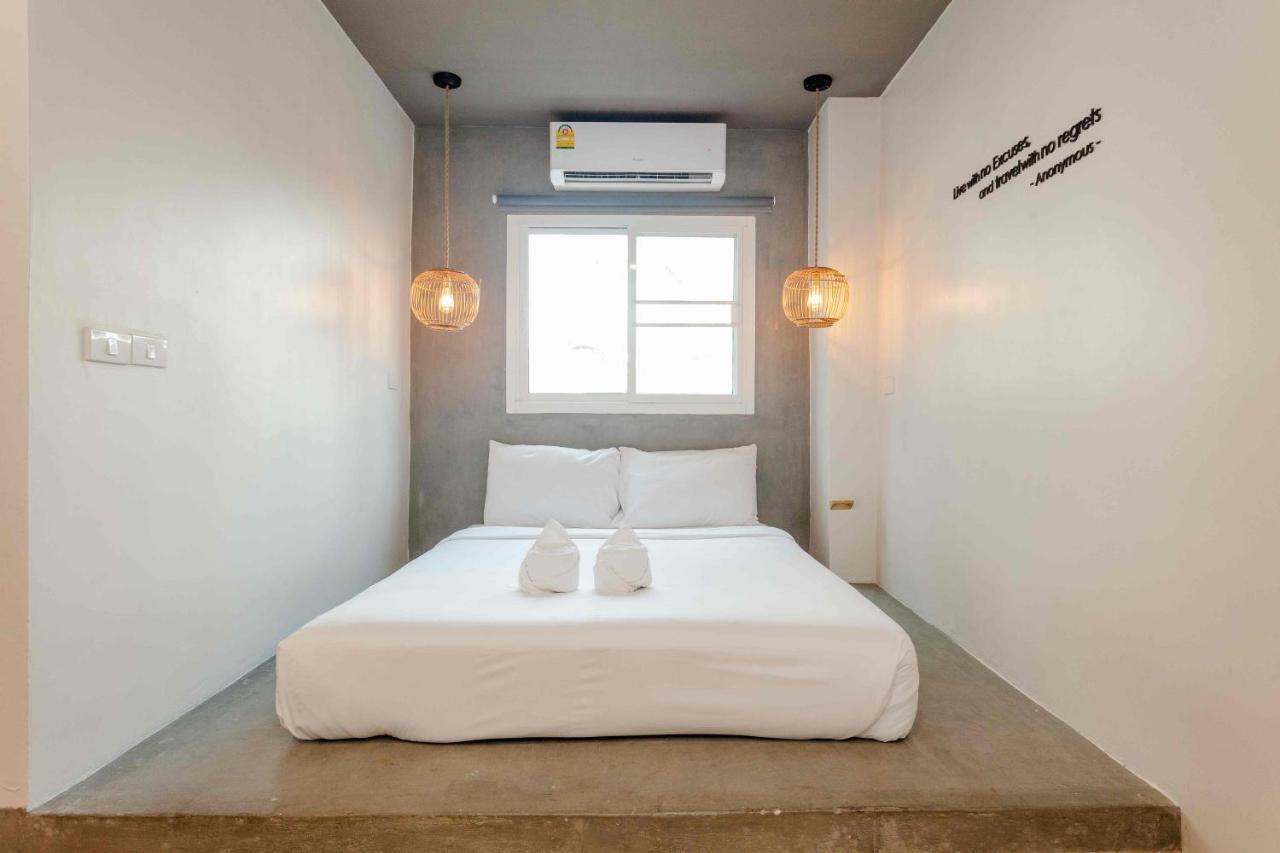 MHC-Guesthouse Bangkok Extérieur photo
